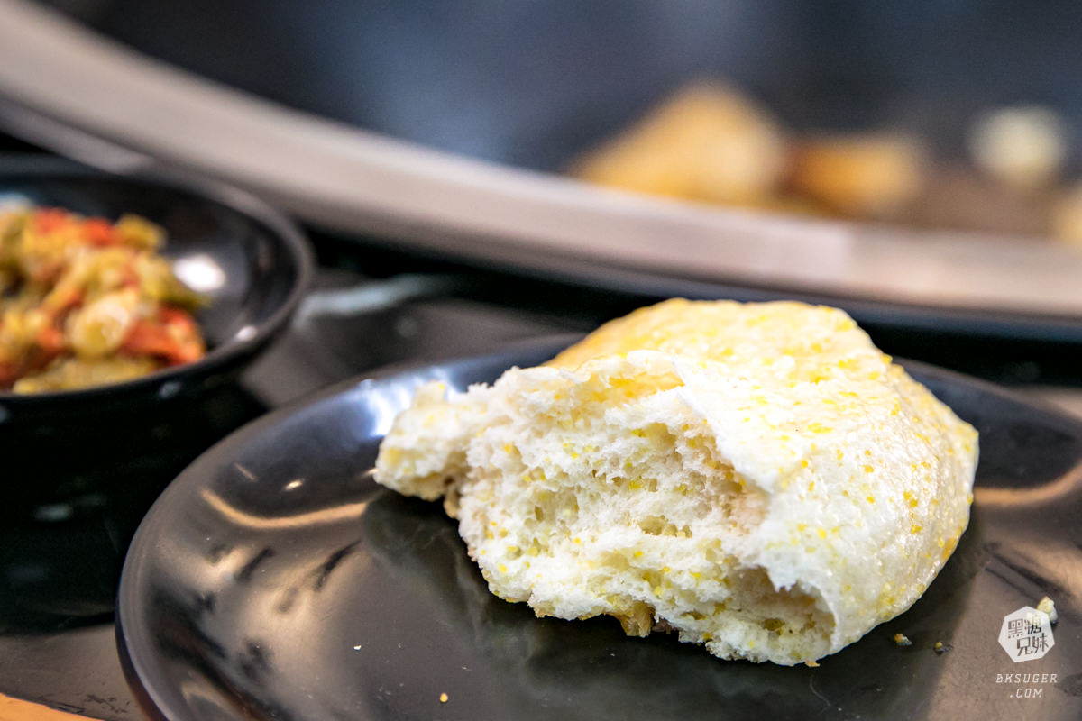 高雄異國美食|小媳婦鐵鍋燉|全台唯一的東北鐵鍋燉家鄉菜|哈爾濱美食原來長這樣 - 第27張圖 高雄異國美食|小媳婦鐵鍋燉|全台唯一的東北鐵鍋燉家鄉菜|哈爾濱美食原來長這樣