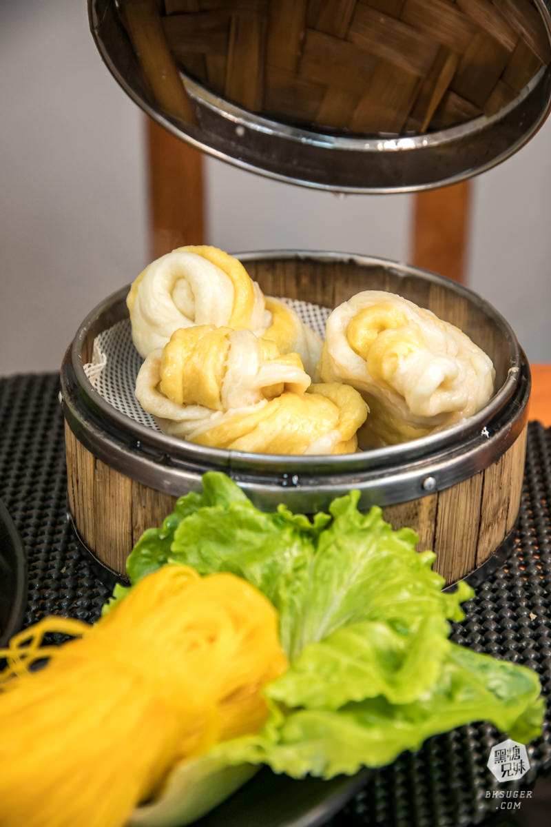 高雄異國美食|小媳婦鐵鍋燉|全台唯一的東北鐵鍋燉家鄉菜|哈爾濱美食原來長這樣 - 第39張圖 高雄異國美食|小媳婦鐵鍋燉|全台唯一的東北鐵鍋燉家鄉菜|哈爾濱美食原來長這樣