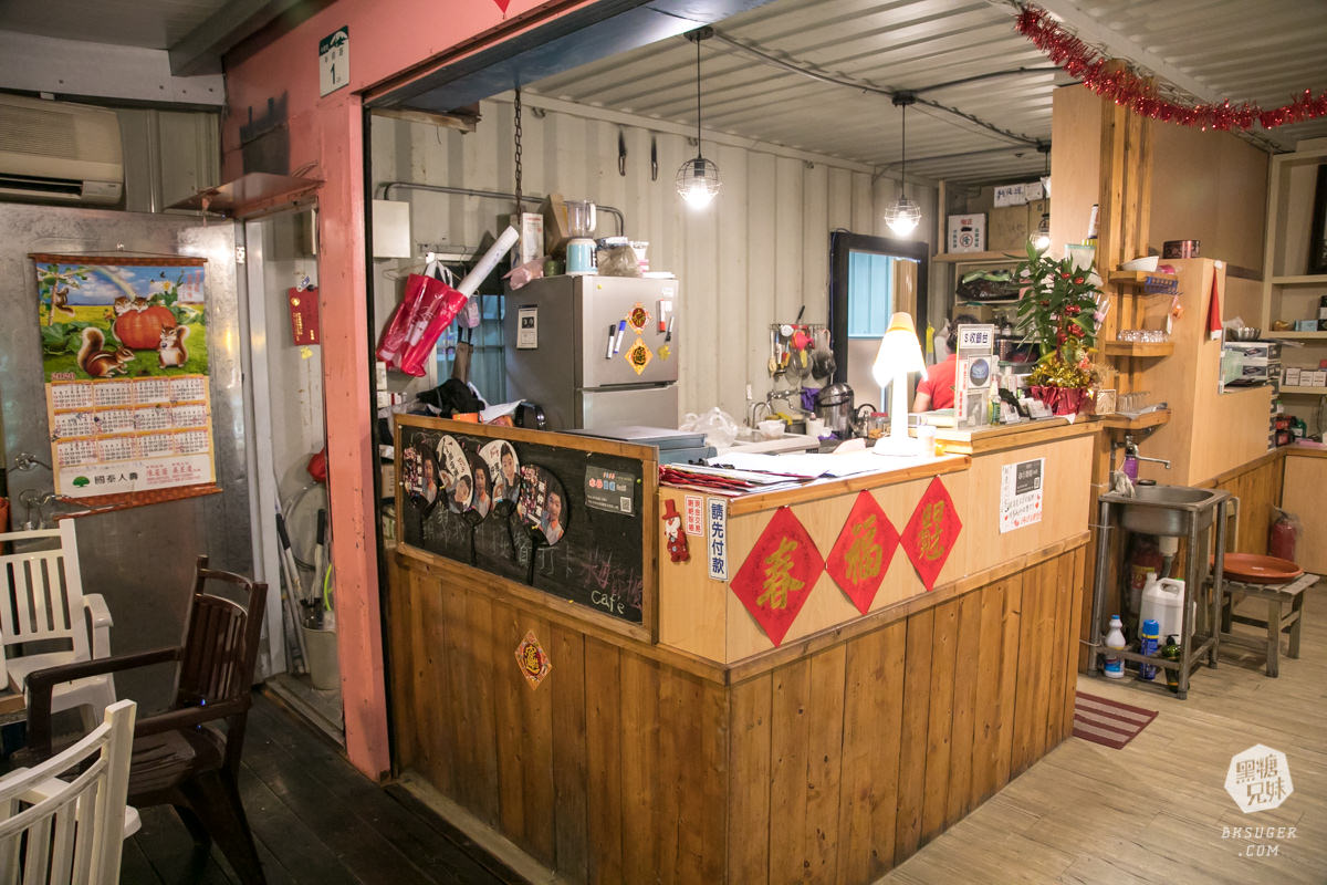 林園美食|1415水母貨櫃咖啡|經典龍虎斑一魚多吃|林園濕地公園旁的咖啡雅座、在地KTV練唱場| - 第5張圖 林園美食|1415水母貨櫃咖啡|經典龍虎斑一魚多吃|林園濕地公園旁的咖啡雅座、在地KTV練唱場|