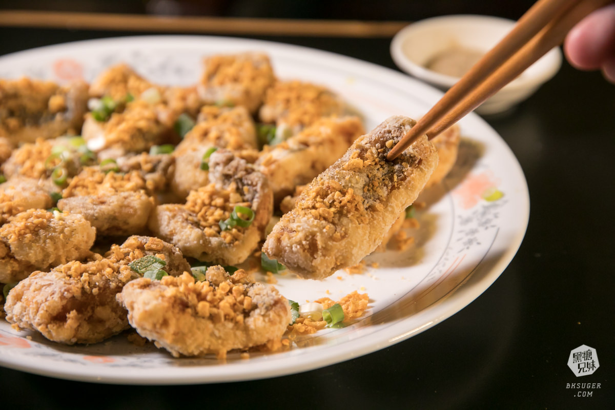 林園美食|1415水母貨櫃咖啡|經典龍虎斑一魚多吃|林園濕地公園旁的咖啡雅座、在地KTV練唱場| - 第29張圖 林園美食|1415水母貨櫃咖啡|經典龍虎斑一魚多吃|林園濕地公園旁的咖啡雅座、在地KTV練唱場|