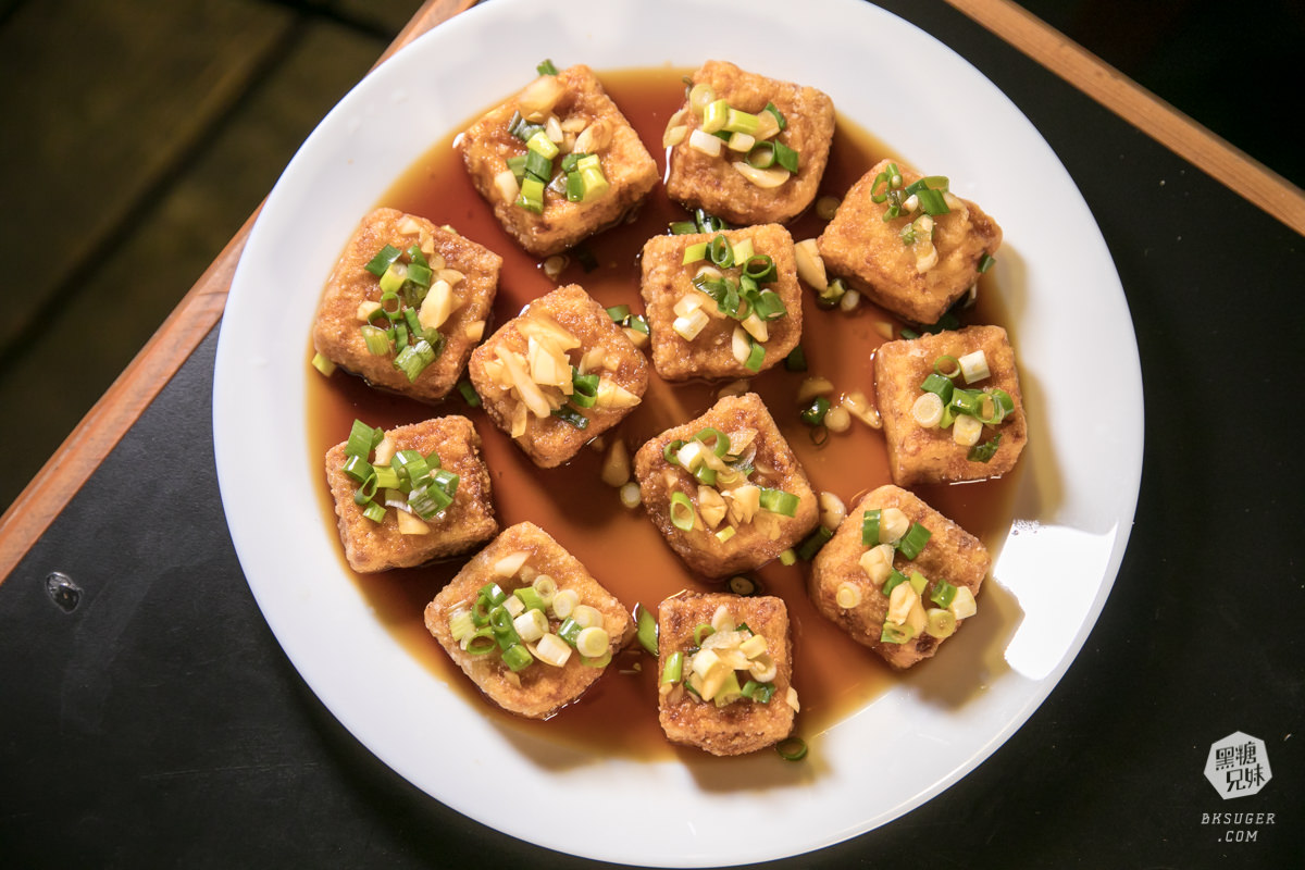 林園美食|1415水母貨櫃咖啡|經典龍虎斑一魚多吃|林園濕地公園旁的咖啡雅座、在地KTV練唱場| - 第31張圖 林園美食|1415水母貨櫃咖啡|經典龍虎斑一魚多吃|林園濕地公園旁的咖啡雅座、在地KTV練唱場|