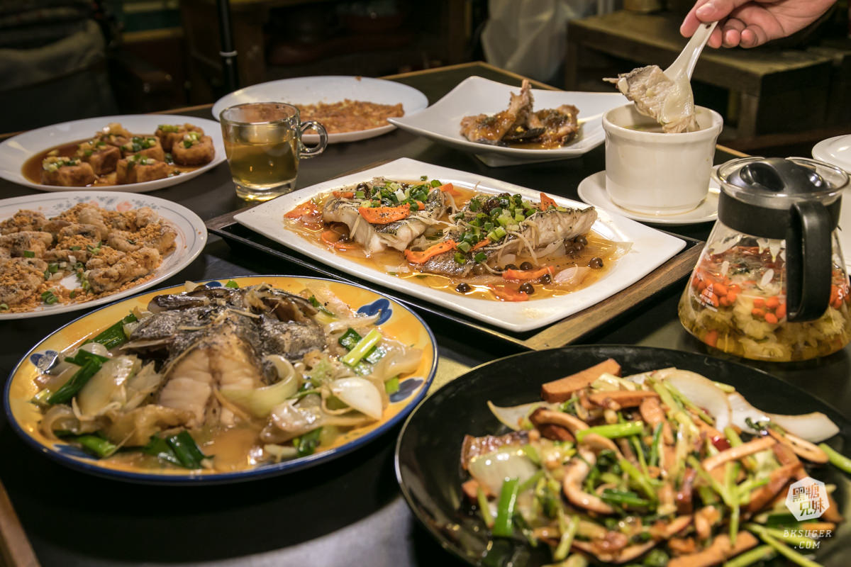 林園美食|1415水母貨櫃咖啡|經典龍虎斑一魚多吃|林園濕地公園旁的咖啡雅座、在地KTV練唱場| - 第27張圖 林園美食|1415水母貨櫃咖啡|經典龍虎斑一魚多吃|林園濕地公園旁的咖啡雅座、在地KTV練唱場|