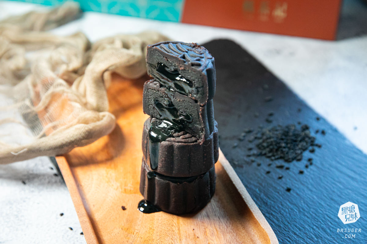 楓茶記2023中秋月餅推薦|流心奶皇vs芝麻流心月餅通通選|菠蘿蛋黃酥經典必敗伴手禮 - 第12張圖 楓茶記2023中秋月餅推薦|流心奶皇vs芝麻流心月餅通通選|菠蘿蛋黃酥經典必敗伴手禮