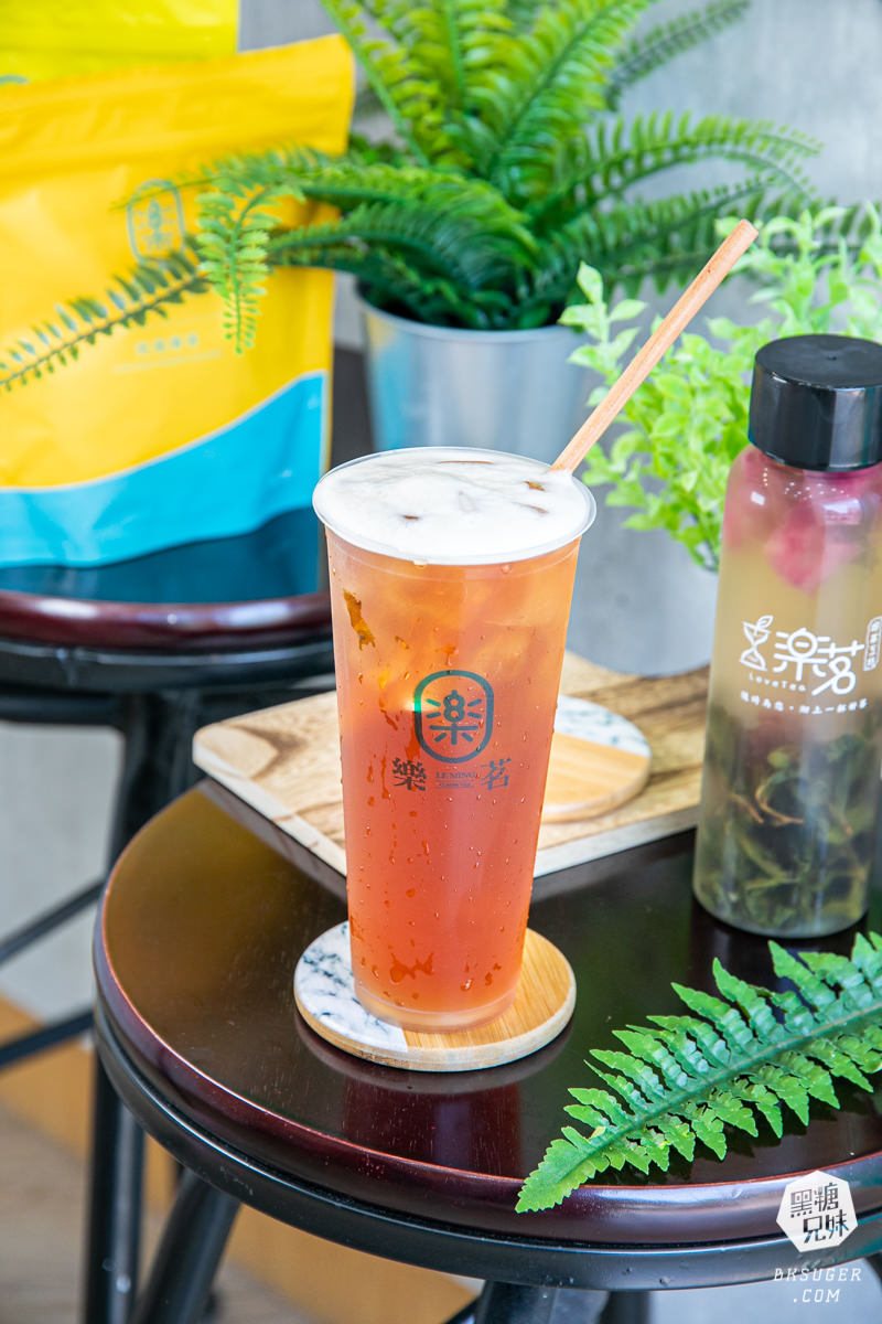 高雄茶飲推薦|樂茗Classic Tea|特色果香季節飲品&現沖茶葉冷泡新鮮回甘不苦澀 - 第7張圖 高雄茶飲推薦|樂茗Classic Tea|特色果香季節飲品&現沖茶葉冷泡新鮮回甘不苦澀