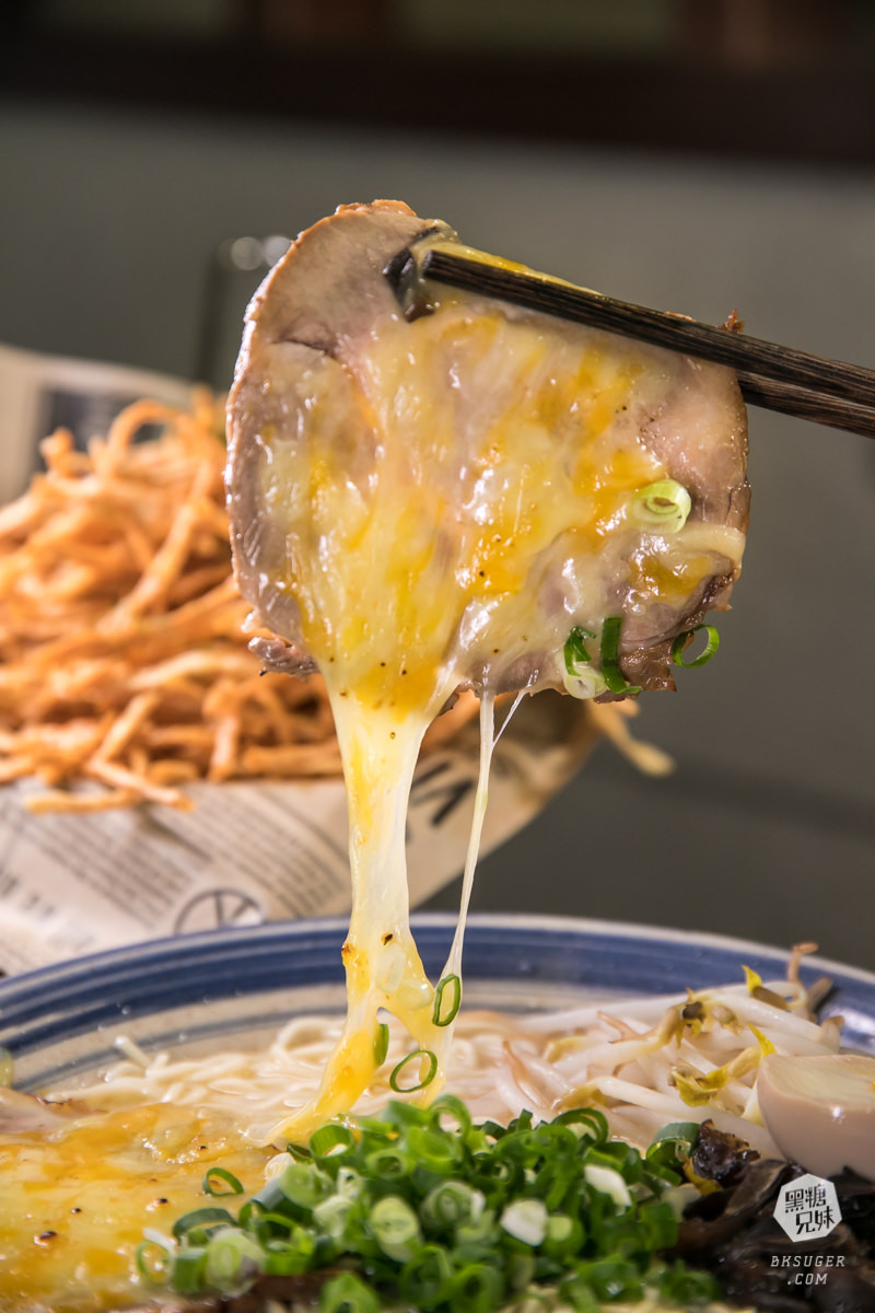 高雄美術館美食|山禾堂拉麵美術館店|樹幹叉燒拉麵1.8KG重磅登場!浮誇草莓山雲霧繚繞 - 第14張圖 高雄美術館美食|山禾堂拉麵美術館店|樹幹叉燒拉麵1.8KG重磅登場!浮誇草莓山雲霧繚繞