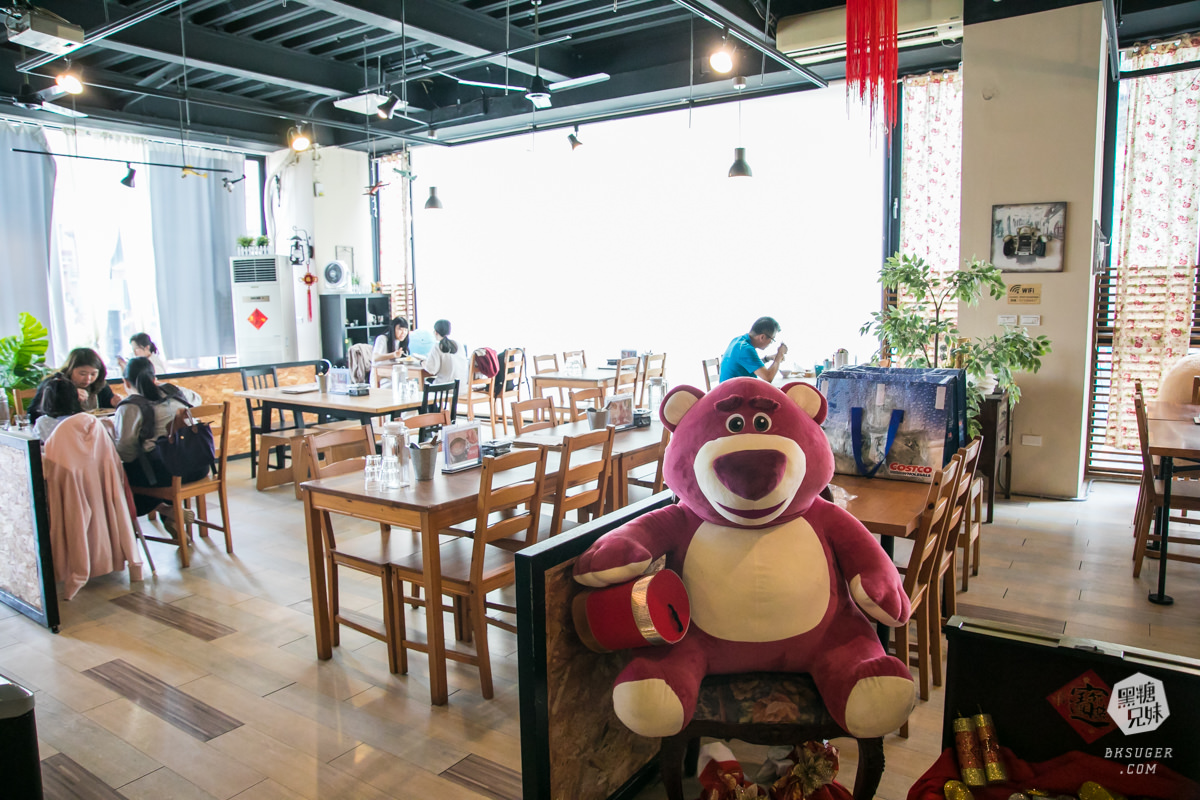 高雄河堤社區美食|瑪莉桃桃-親子生活餐廳|媽媽姐妹閨蜜的聚餐好所在|有兒童遊戲室的輕鬆所在 - 第1張圖 高雄河堤社區美食|瑪莉桃桃-親子生活餐廳|媽媽姐妹閨蜜的聚餐好所在|有兒童遊戲室的輕鬆所在