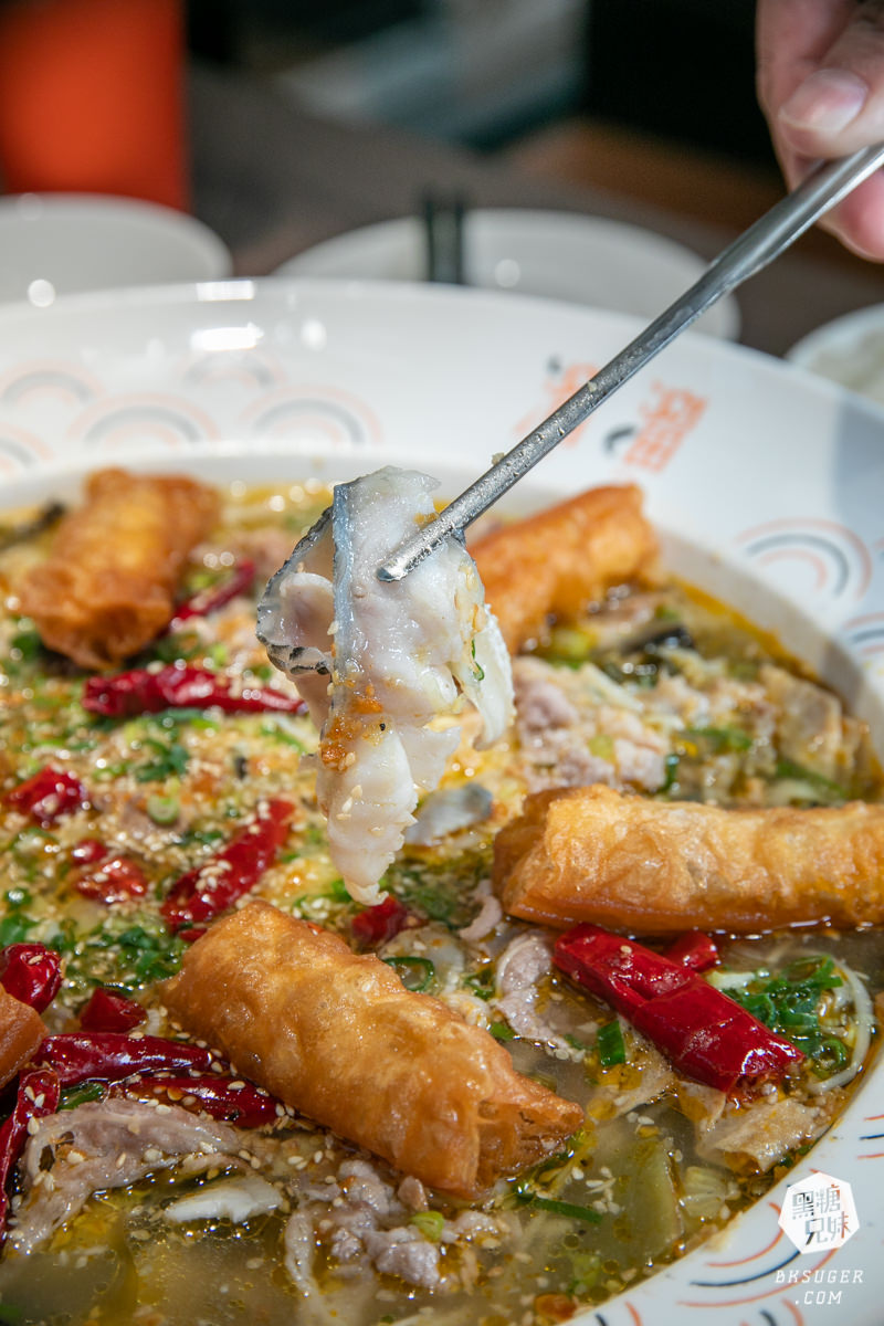 溜溜酸菜魚專賣店-富民店|北高雄宵夜-營業不空班到23:30|隨時都能酸溜一下高雄酸菜魚推薦 - 第17張圖 溜溜酸菜魚專賣店-富民店|北高雄宵夜-營業不空班到23:30|隨時都能酸溜一下高雄酸菜魚推薦