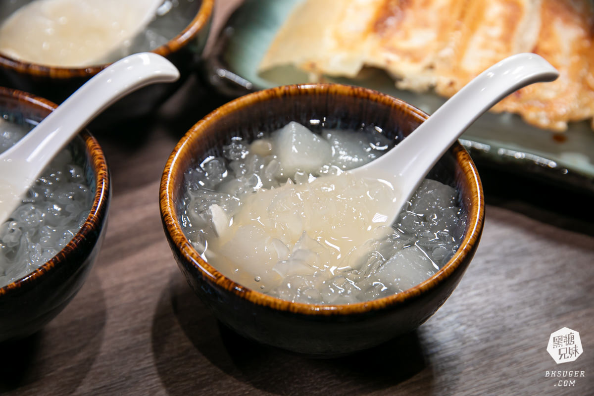 溜溜酸菜魚專賣店-富民店|北高雄宵夜-營業不空班到23:30|隨時都能酸溜一下高雄酸菜魚推薦 - 第30張圖 溜溜酸菜魚專賣店-富民店|北高雄宵夜-營業不空班到23:30|隨時都能酸溜一下高雄酸菜魚推薦