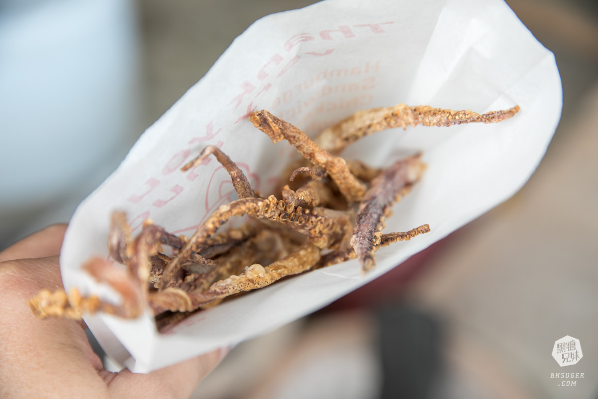 小琉球冰品-烏鬼洞雪花冰|柴燒桑葚醬雪花冰&現烤爆香魷魚腳|古早味的好滋味 - 第29張圖 小琉球冰品-烏鬼洞雪花冰|柴燒桑葚醬雪花冰&現烤爆香魷魚腳|古早味的好滋味