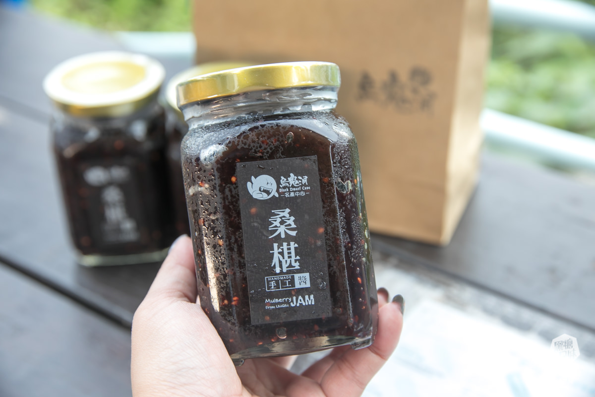 小琉球冰品-烏鬼洞雪花冰|柴燒桑葚醬雪花冰&現烤爆香魷魚腳|古早味的好滋味 - 第32張圖 小琉球冰品-烏鬼洞雪花冰|柴燒桑葚醬雪花冰&現烤爆香魷魚腳|古早味的好滋味