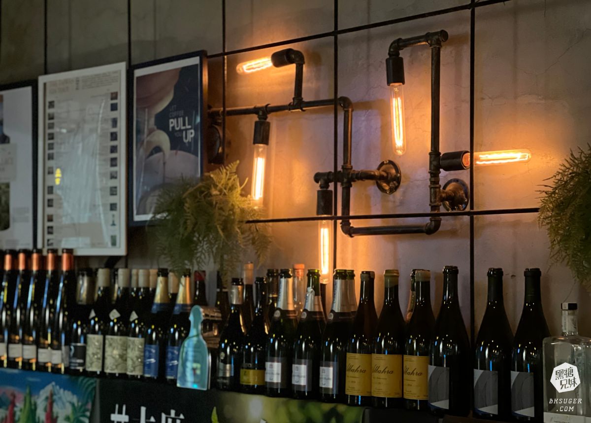 西門町酒吧推薦|once cafe&bar 無心戒酒互助會西寧分會|西門紅樓調酒吧琴酒紅酒專賣 - 第6張圖 西門町酒吧推薦|once cafe&bar 無心戒酒互助會西寧分會|西門紅樓調酒吧琴酒紅酒專賣