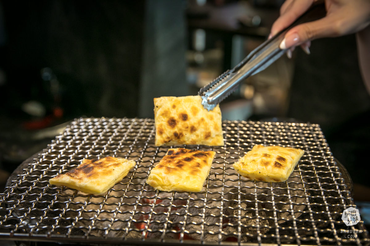 新崛江燒肉吃到飽推薦｜田季發爺-高雄中山店｜放題燒肉搭配魔法學院造景聚會必推