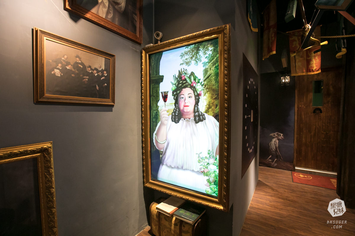 新崛江燒肉吃到飽推薦｜田季發爺-高雄中山店｜放題燒肉搭配魔法學院造景聚會必推