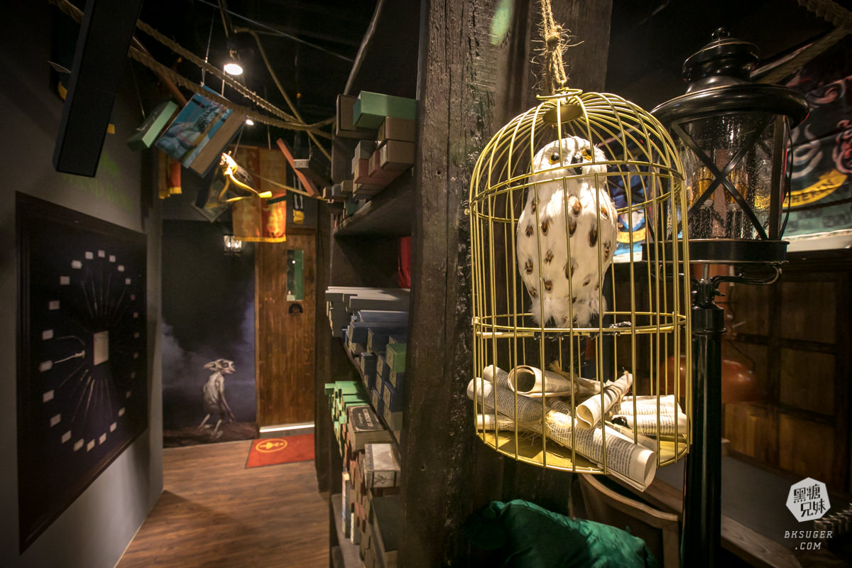 新崛江燒肉吃到飽推薦｜田季發爺-高雄中山店｜放題燒肉搭配魔法學院造景聚會必推