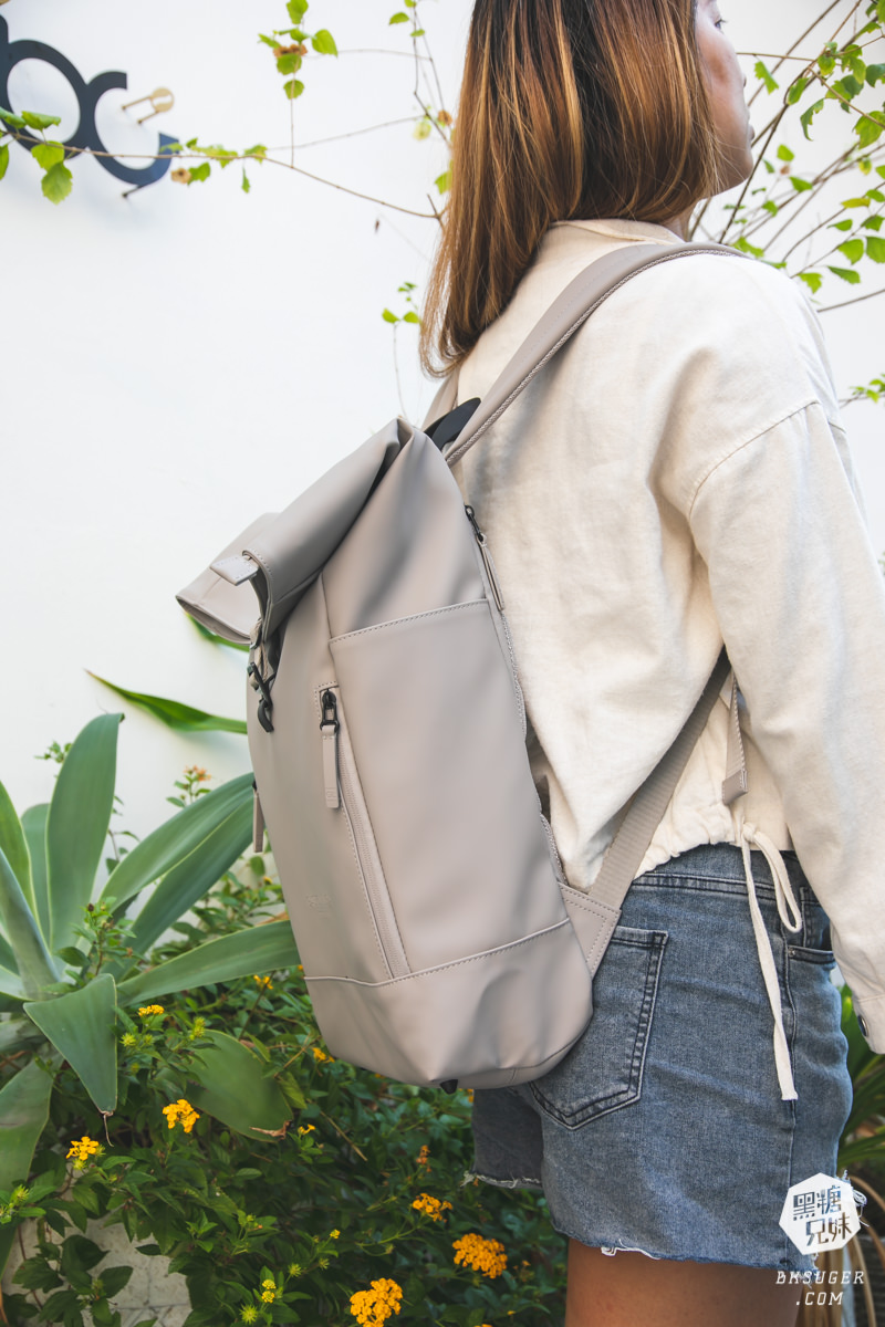 筆電後背包推薦|北歐Gaston Luga防潑水後背包開箱|女生後背包RULLEN 13” - 第14張圖 筆電後背包推薦|北歐Gaston Luga防潑水後背包開箱|女生後背包RULLEN 13”
