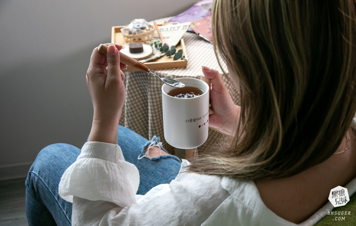 糖鼎黑糖磚|女生要懂的好好照顧自己啦!黑糖茶磚、桂圓紅棗、黑糖薑茶、玫瑰四物女孩小紅暖暖組5品項|糖鼎客製語錄馬克杯 - 第20張圖 糖鼎黑糖磚|女生要懂的好好照顧自己啦!黑糖茶磚、桂圓紅棗、黑糖薑茶、玫瑰四物女孩小紅暖暖組5品項|糖鼎客製語錄馬克杯