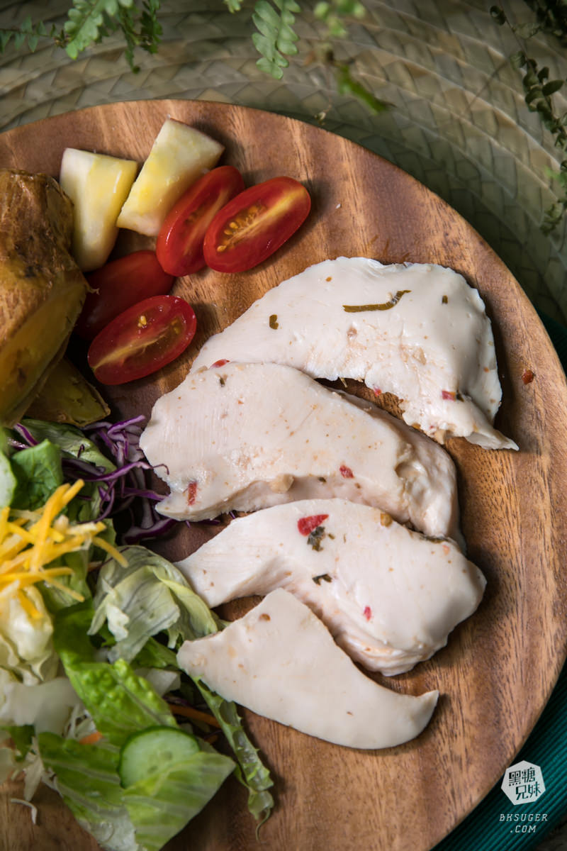 即食雞胸肉推薦|蛋蛋先生與菜菜子 網購舒肥雞里肌 千張餛飩推薦|雞胸肉界的粉嫩少女 - 第18張圖 即食雞胸肉推薦|蛋蛋先生與菜菜子 網購舒肥雞里肌 千張餛飩推薦|雞胸肉界的粉嫩少女