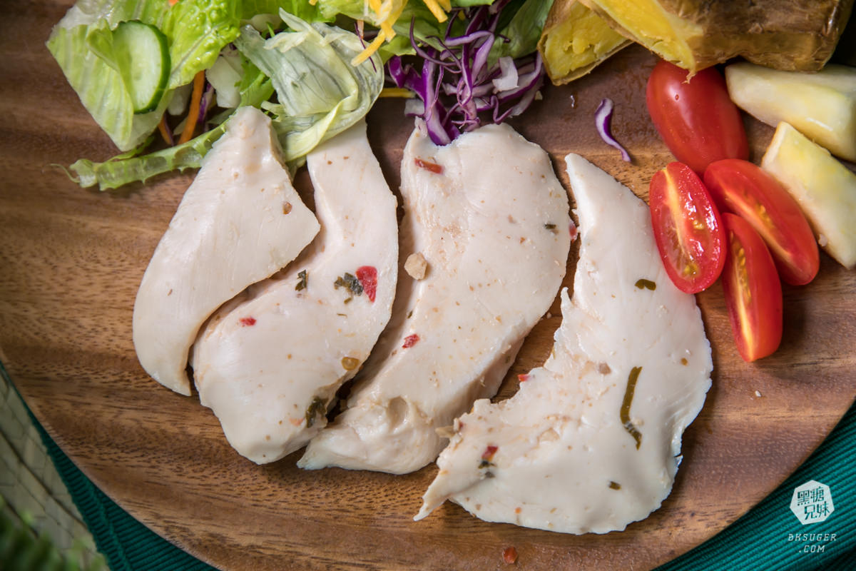 即食雞胸肉推薦|蛋蛋先生與菜菜子 網購舒肥雞里肌 千張餛飩推薦|雞胸肉界的粉嫩少女 - 第15張圖 即食雞胸肉推薦|蛋蛋先生與菜菜子 網購舒肥雞里肌 千張餛飩推薦|雞胸肉界的粉嫩少女