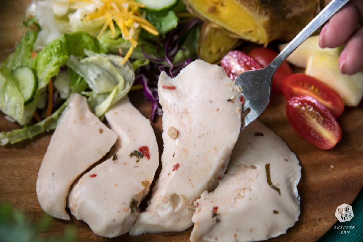 即食雞胸肉推薦|蛋蛋先生與菜菜子 網購舒肥雞里肌 千張餛飩推薦|雞胸肉界的粉嫩少女 - 第17張圖 即食雞胸肉推薦|蛋蛋先生與菜菜子 網購舒肥雞里肌 千張餛飩推薦|雞胸肉界的粉嫩少女