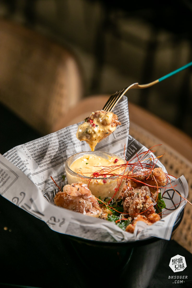 美麗島站酒吧推薦|南喃至嶼|雨林下的無菸調酒吧 旅人來訪高雄夜生活必推餐酒吧 - 第15張圖 美麗島站酒吧推薦|南喃至嶼|雨林下的無菸調酒吧 旅人來訪高雄夜生活必推餐酒吧