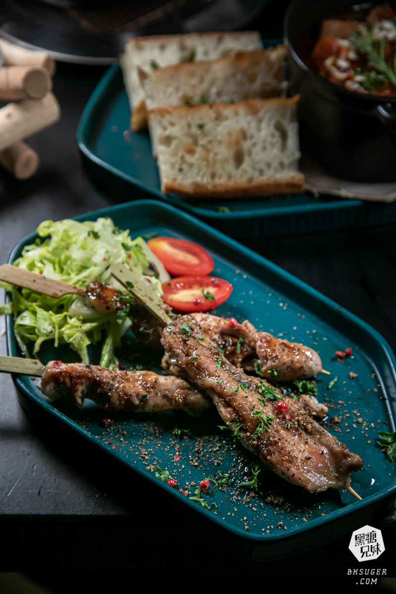美麗島站酒吧推薦|南喃至嶼|雨林下的無菸調酒吧 旅人來訪高雄夜生活必推餐酒吧 - 第20張圖 美麗島站酒吧推薦|南喃至嶼|雨林下的無菸調酒吧 旅人來訪高雄夜生活必推餐酒吧