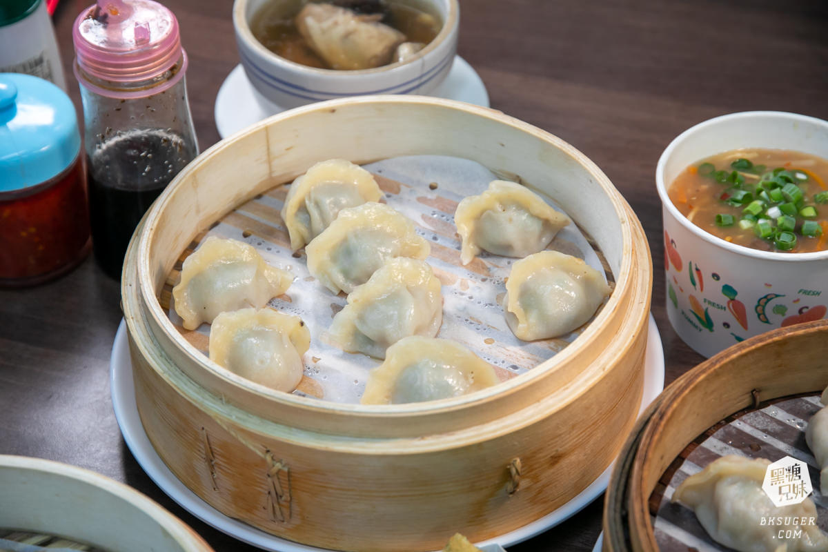 老正興館金牌蔥油餅|多汁小籠包、金牌蔥油餅、捲餅必吃|六合夜市商圈後方美食推薦 - 第28張圖 老正興館金牌蔥油餅|多汁小籠包、金牌蔥油餅、捲餅必吃|六合夜市商圈後方美食推薦