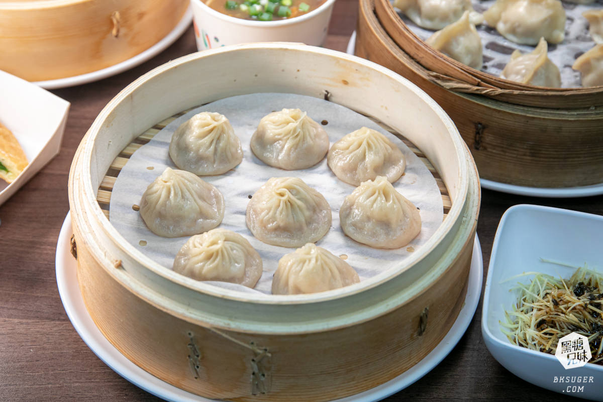 老正興館金牌蔥油餅|多汁小籠包、金牌蔥油餅、捲餅必吃|六合夜市商圈後方美食推薦 - 第8張圖 老正興館金牌蔥油餅|多汁小籠包、金牌蔥油餅、捲餅必吃|六合夜市商圈後方美食推薦