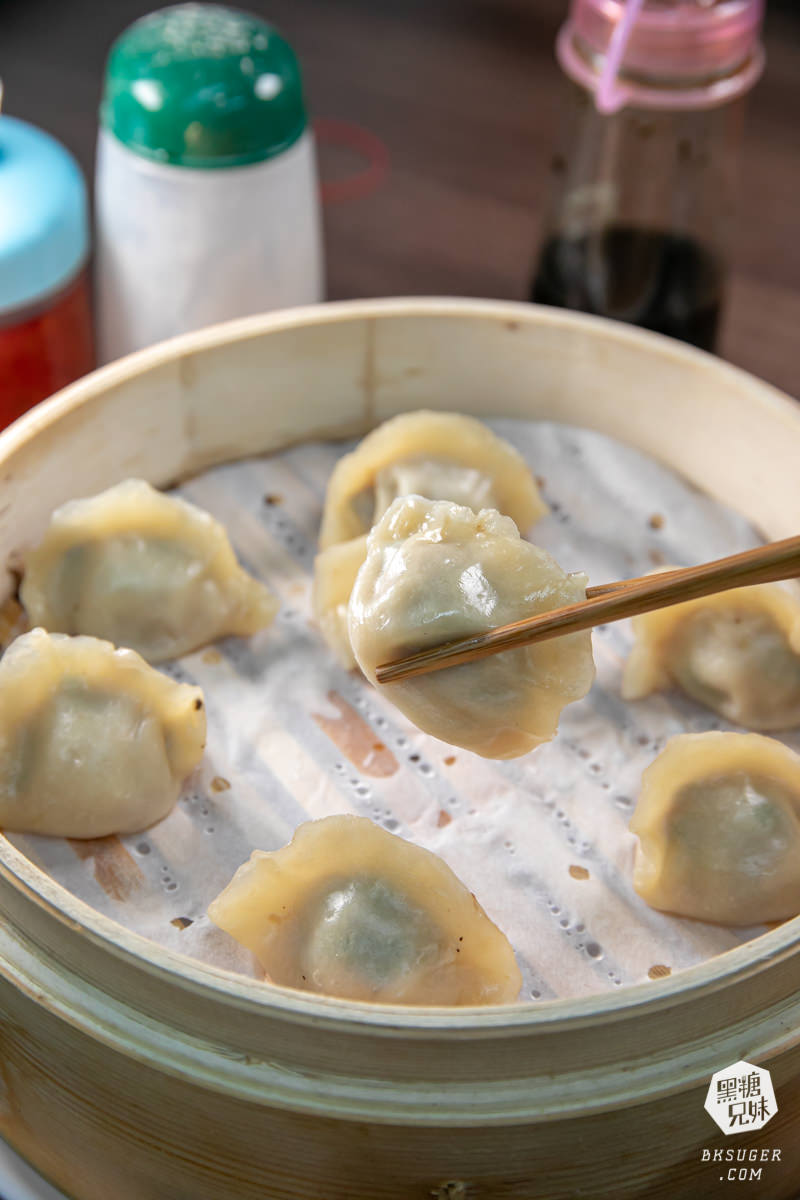 老正興館金牌蔥油餅|多汁小籠包、金牌蔥油餅、捲餅必吃|六合夜市商圈後方美食推薦 - 第29張圖 老正興館金牌蔥油餅|多汁小籠包、金牌蔥油餅、捲餅必吃|六合夜市商圈後方美食推薦