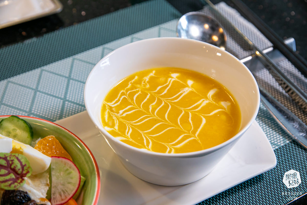 1975鐵板燒｜平日限定商業午餐$990吃和牛｜高雄鐵板燒餐廳推薦｜五星級享受隱身巷弄