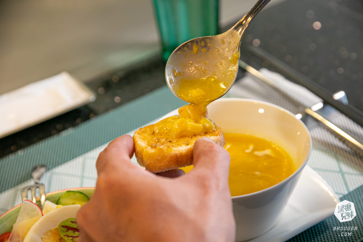 1975鐵板燒｜平日限定商業午餐$990吃和牛｜高雄鐵板燒餐廳推薦｜五星級享受隱身巷弄