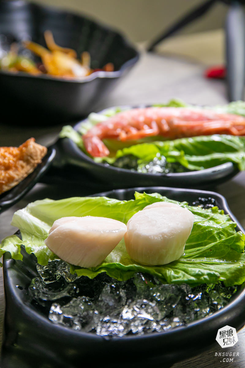 高雄火鍋推薦｜聞雞起爐 港式麻辣雞煲火鍋-文衡店｜一鍋2吃讓人最愛美味的乾鍋＋火鍋吃法｜香辣夠勁