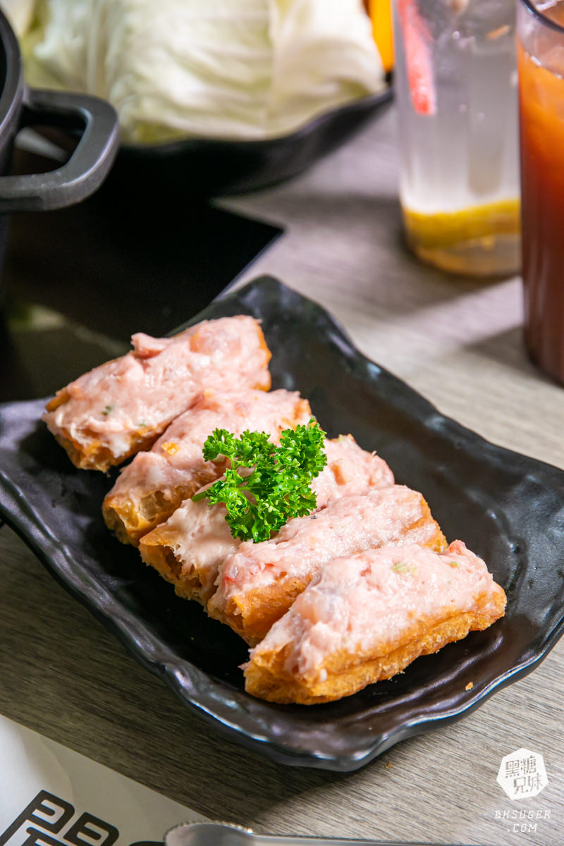 高雄火鍋推薦｜聞雞起爐 港式麻辣雞煲火鍋-文衡店｜一鍋2吃讓人最愛美味的乾鍋＋火鍋吃法｜香辣夠勁