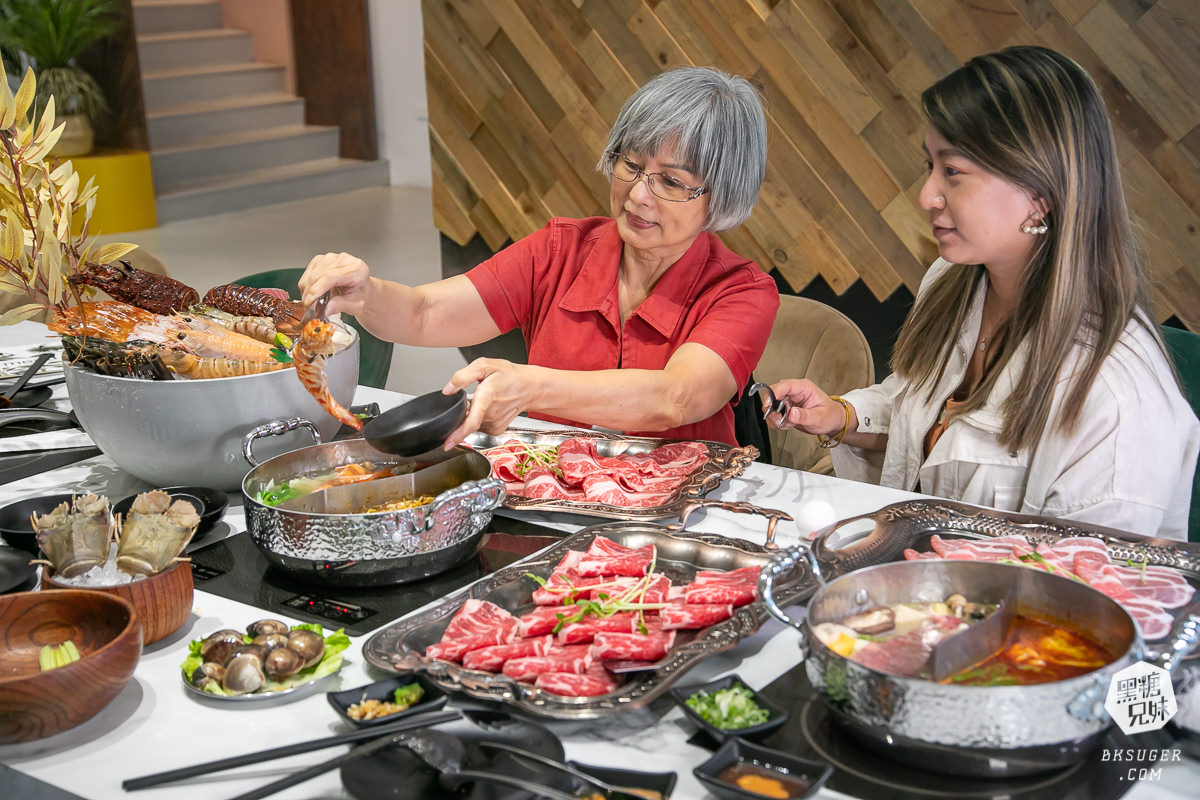 高雄母親節聚餐|花花世界鍋物高雄左營旗艦店|聚餐火鍋推薦|超狂活體龍蝦11種海鮮豪邁上桌 - 第39張圖 高雄母親節聚餐|花花世界鍋物高雄左營旗艦店|聚餐火鍋推薦|超狂活體龍蝦11種海鮮豪邁上桌