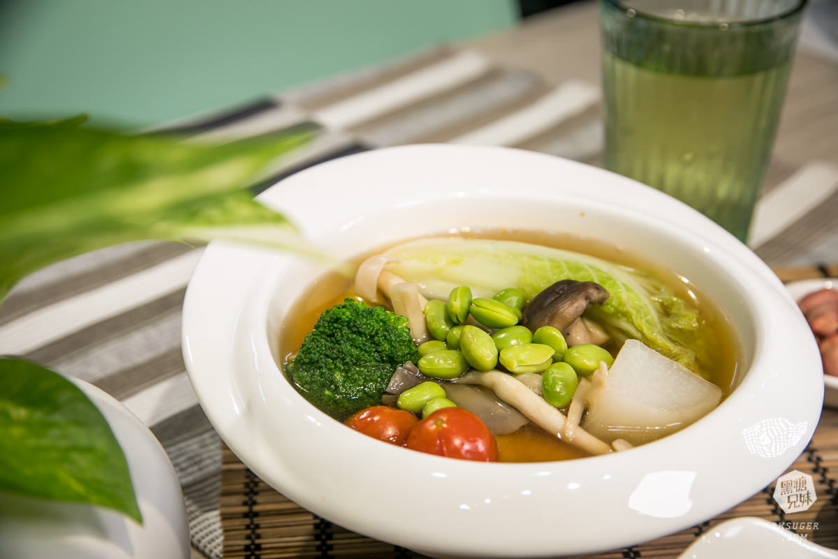 台南東區|萌生精緻麵食|強調自然「平衡」的天地氣息代表-自然陰乾精品麵食&清燉湯品| - 第45張圖 台南東區|萌生精緻麵食|強調自然「平衡」的天地氣息代表-自然陰乾精品麵食&清燉湯品|