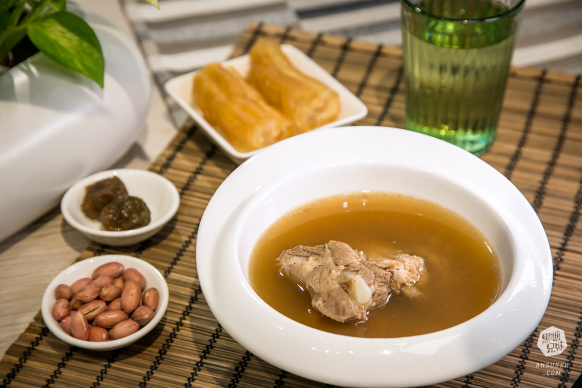 台南東區|萌生精緻麵食|強調自然「平衡」的天地氣息代表-自然陰乾精品麵食&清燉湯品| - 第40張圖 台南東區|萌生精緻麵食|強調自然「平衡」的天地氣息代表-自然陰乾精品麵食&清燉湯品|