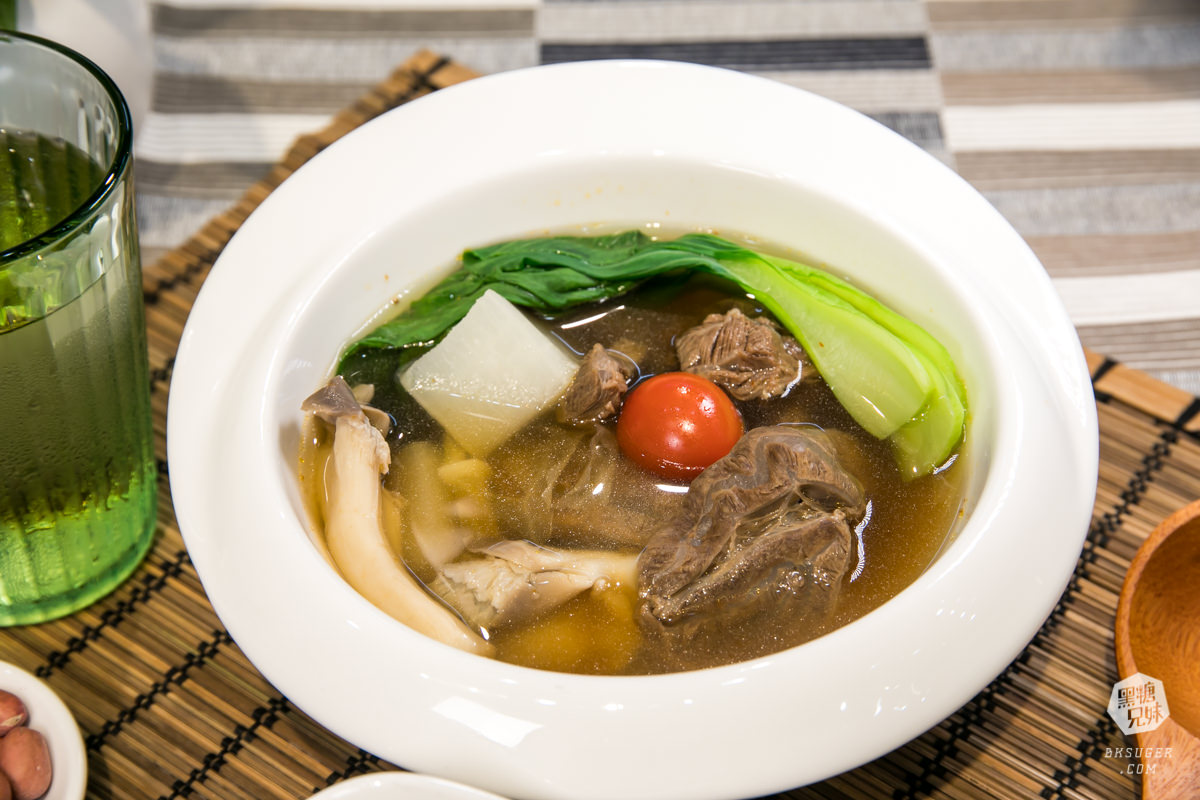 台南東區|萌生精緻麵食|強調自然「平衡」的天地氣息代表-自然陰乾精品麵食&清燉湯品| - 第28張圖 台南東區|萌生精緻麵食|強調自然「平衡」的天地氣息代表-自然陰乾精品麵食&清燉湯品|