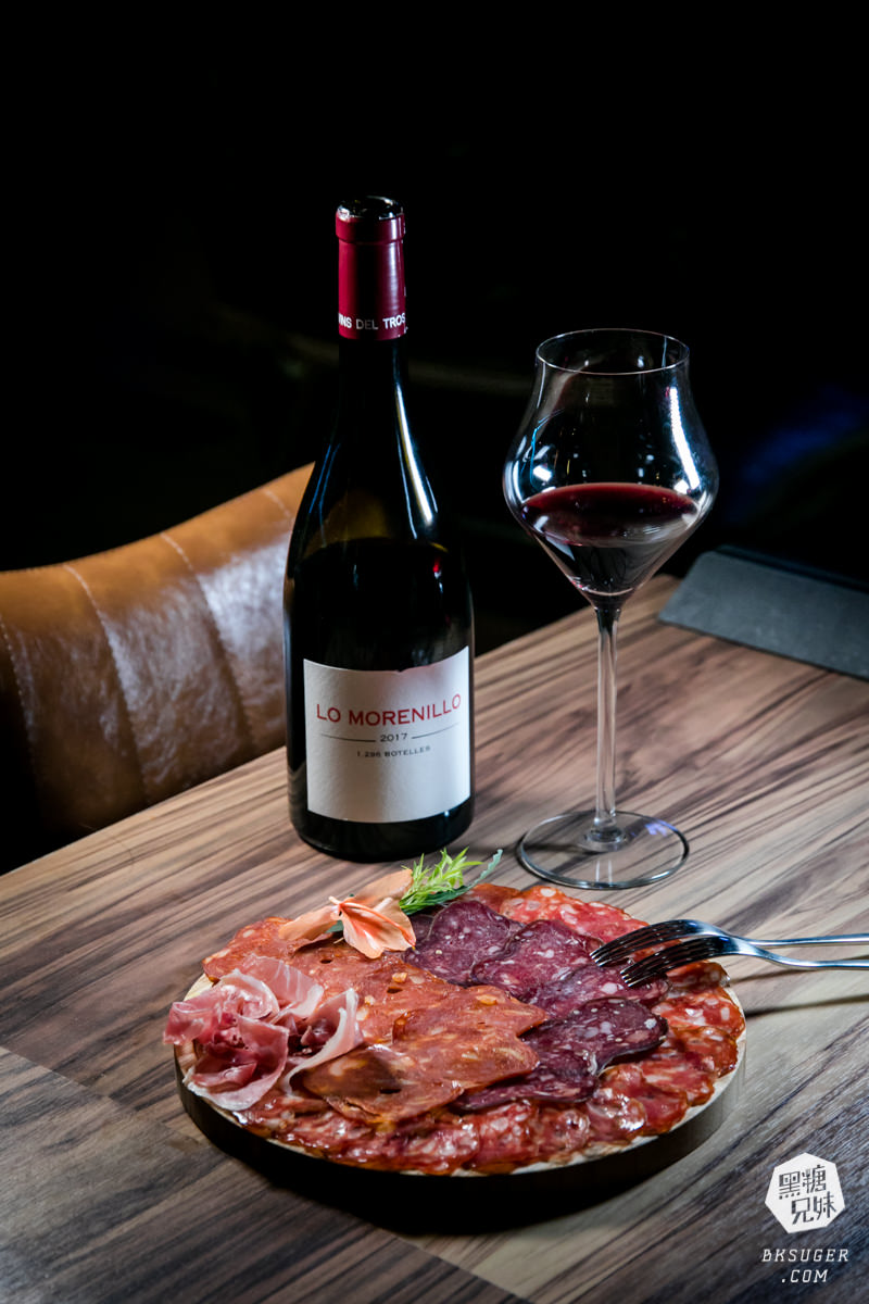 西門町酒吧推薦|once cafe&bar 無心戒酒互助會西寧分會|西門紅樓調酒吧琴酒紅酒專賣 - 第16張圖 西門町酒吧推薦|once cafe&bar 無心戒酒互助會西寧分會|西門紅樓調酒吧琴酒紅酒專賣