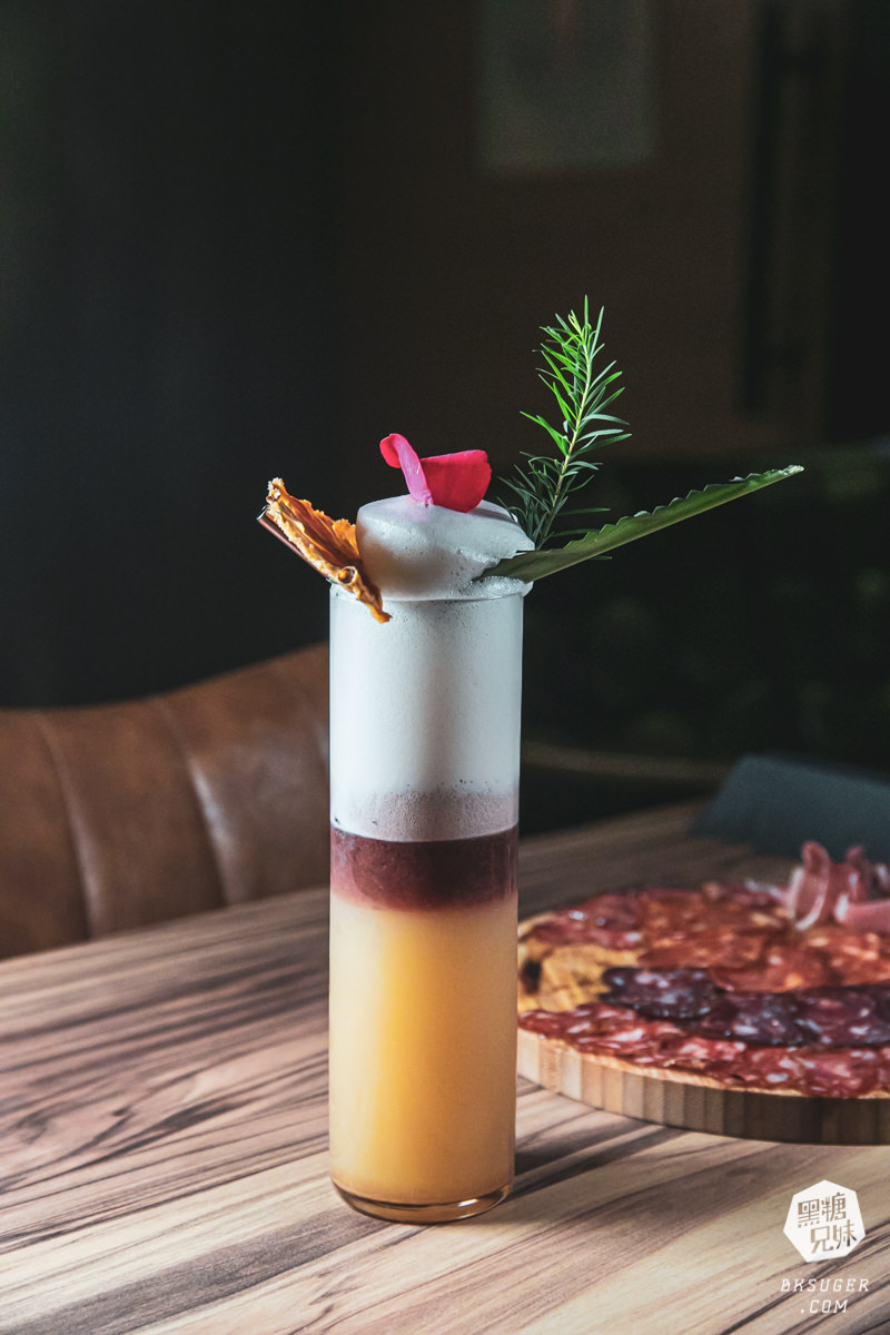 西門町酒吧推薦|once cafe&bar 無心戒酒互助會西寧分會|西門紅樓調酒吧琴酒紅酒專賣 - 第20張圖 西門町酒吧推薦|once cafe&bar 無心戒酒互助會西寧分會|西門紅樓調酒吧琴酒紅酒專賣