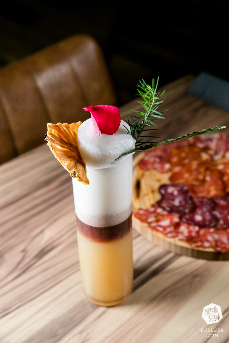 西門町酒吧推薦|once cafe&bar 無心戒酒互助會西寧分會|西門紅樓調酒吧琴酒紅酒專賣 - 第21張圖 西門町酒吧推薦|once cafe&bar 無心戒酒互助會西寧分會|西門紅樓調酒吧琴酒紅酒專賣