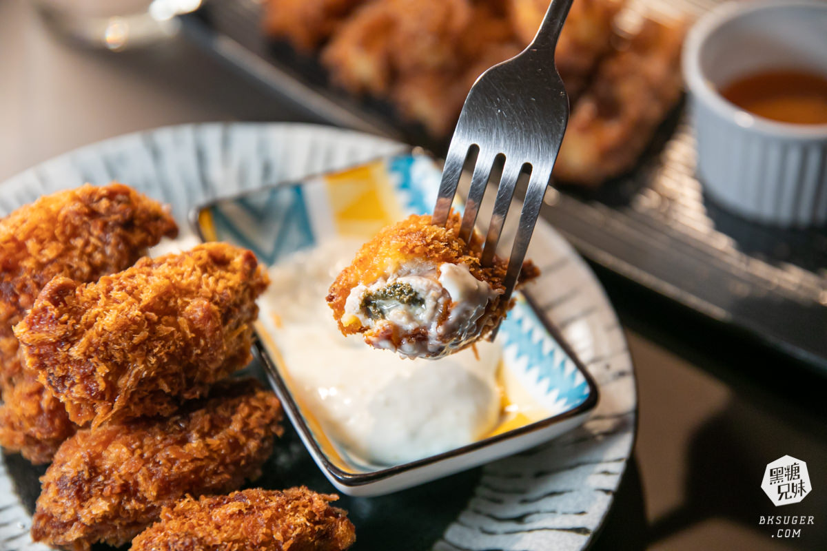 西門町酒吧推薦｜Nonsense Cafe & Bar 無心戒酒互助會-武昌分會｜調酒吧好喝、有陽台、彩虹友善酒吧