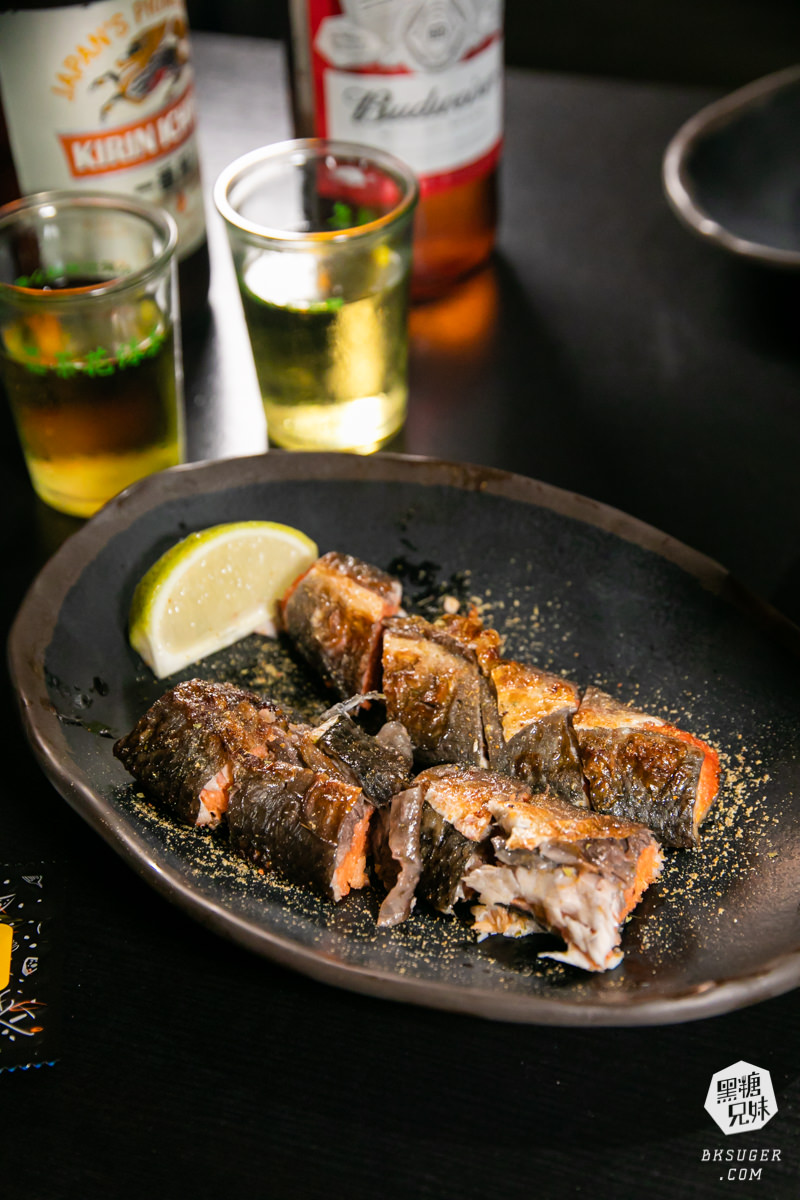 賣烤魚的-高雄宵夜2024必吃｜新菜色起士麻辣烤魚＋麻辣小龍蝦＆跳跳蛙｜夜晚聚會食尚玩家推薦