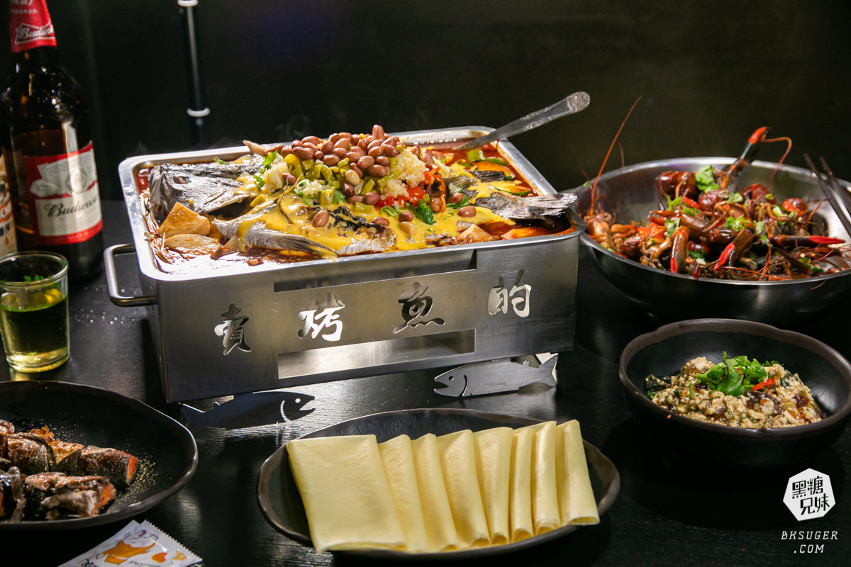賣烤魚的-高雄宵夜2024必吃｜新菜色起士麻辣烤魚＋麻辣小龍蝦＆跳跳蛙｜夜晚聚會食尚玩家推薦