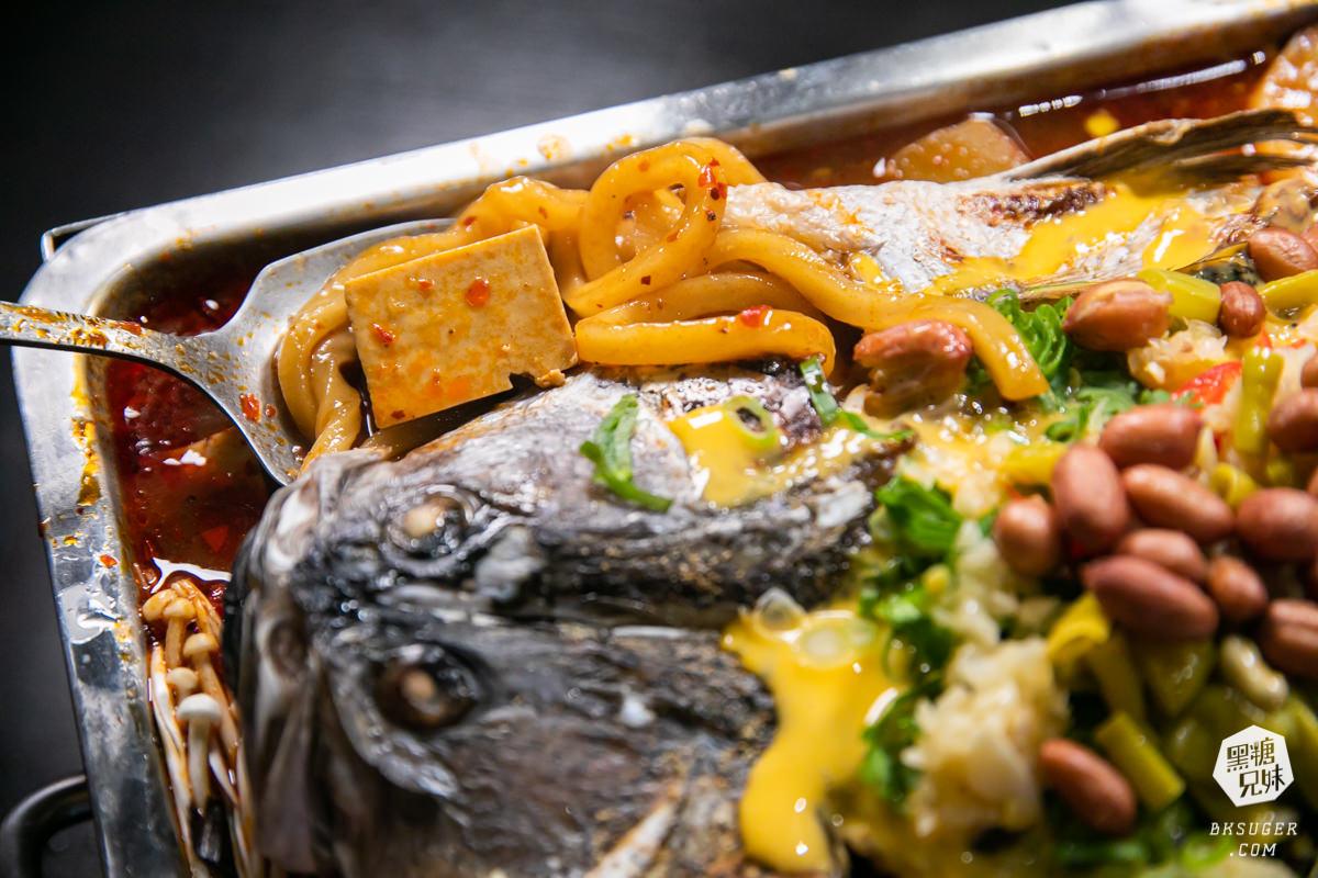 賣烤魚的-高雄宵夜2024必吃｜新菜色起士麻辣烤魚＋麻辣小龍蝦＆跳跳蛙｜夜晚聚會食尚玩家推薦