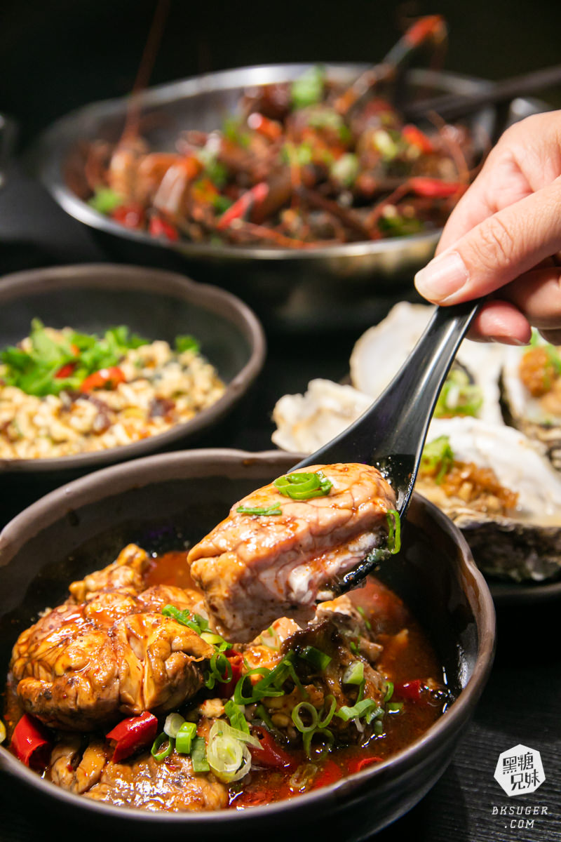 賣烤魚的-高雄宵夜2024必吃｜新菜色起士麻辣烤魚＋麻辣小龍蝦＆跳跳蛙｜夜晚聚會食尚玩家推薦