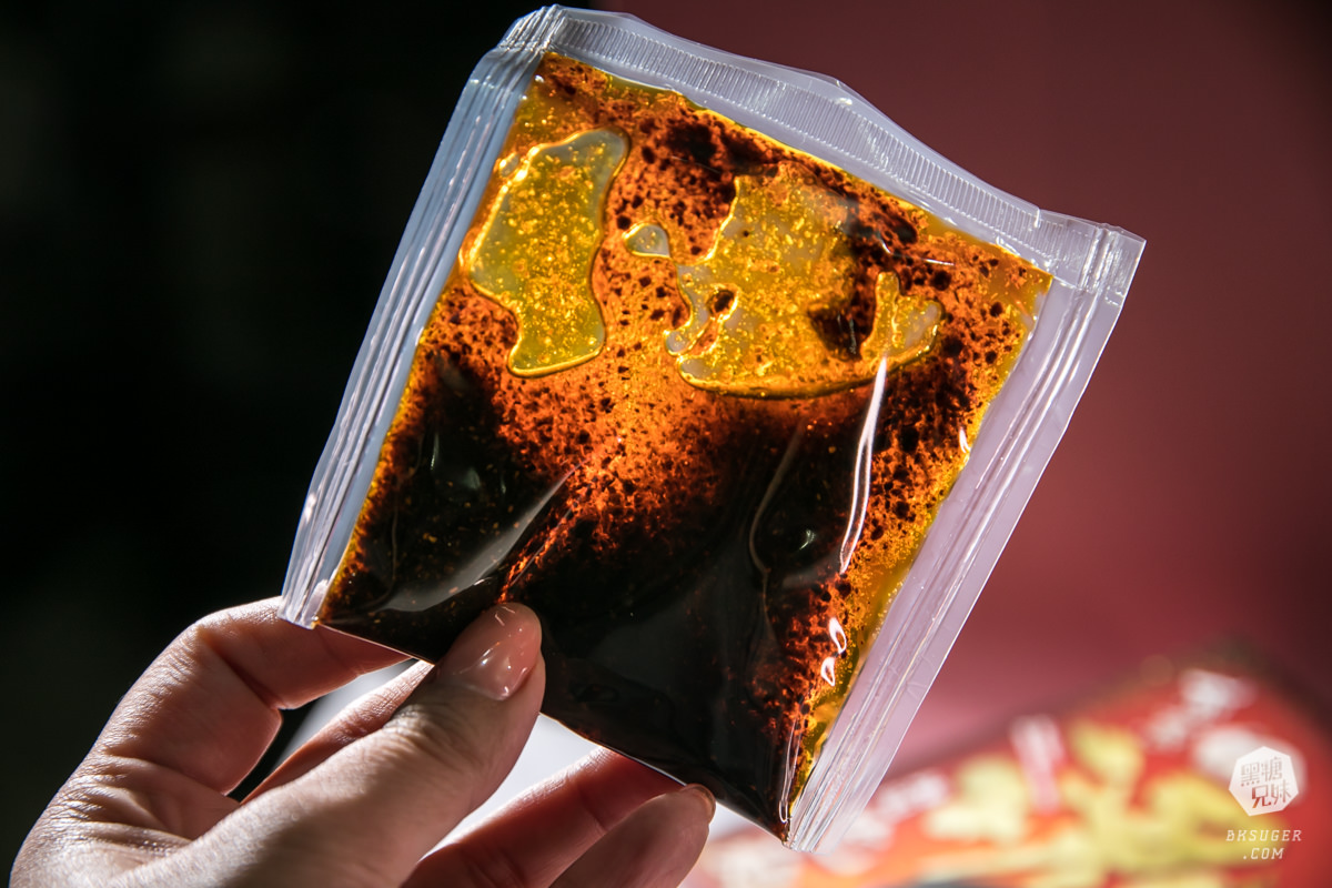 金博家蔥蔥回魂辣湯泡麵|辣湯泡麵深夜開吃宵夜|媽咪速玲代言 - 第9張圖 金博家蔥蔥回魂辣湯泡麵|辣湯泡麵深夜開吃宵夜|媽咪速玲代言