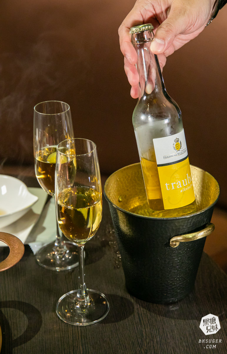 銅花精緻涮涮鍋-左營文奇店|低脂和牛2023新菜單上市-黃金稀飯不敗經典的低調奢華 - 第10張圖 銅花精緻涮涮鍋-左營文奇店|低脂和牛2023新菜單上市-黃金稀飯不敗經典的低調奢華