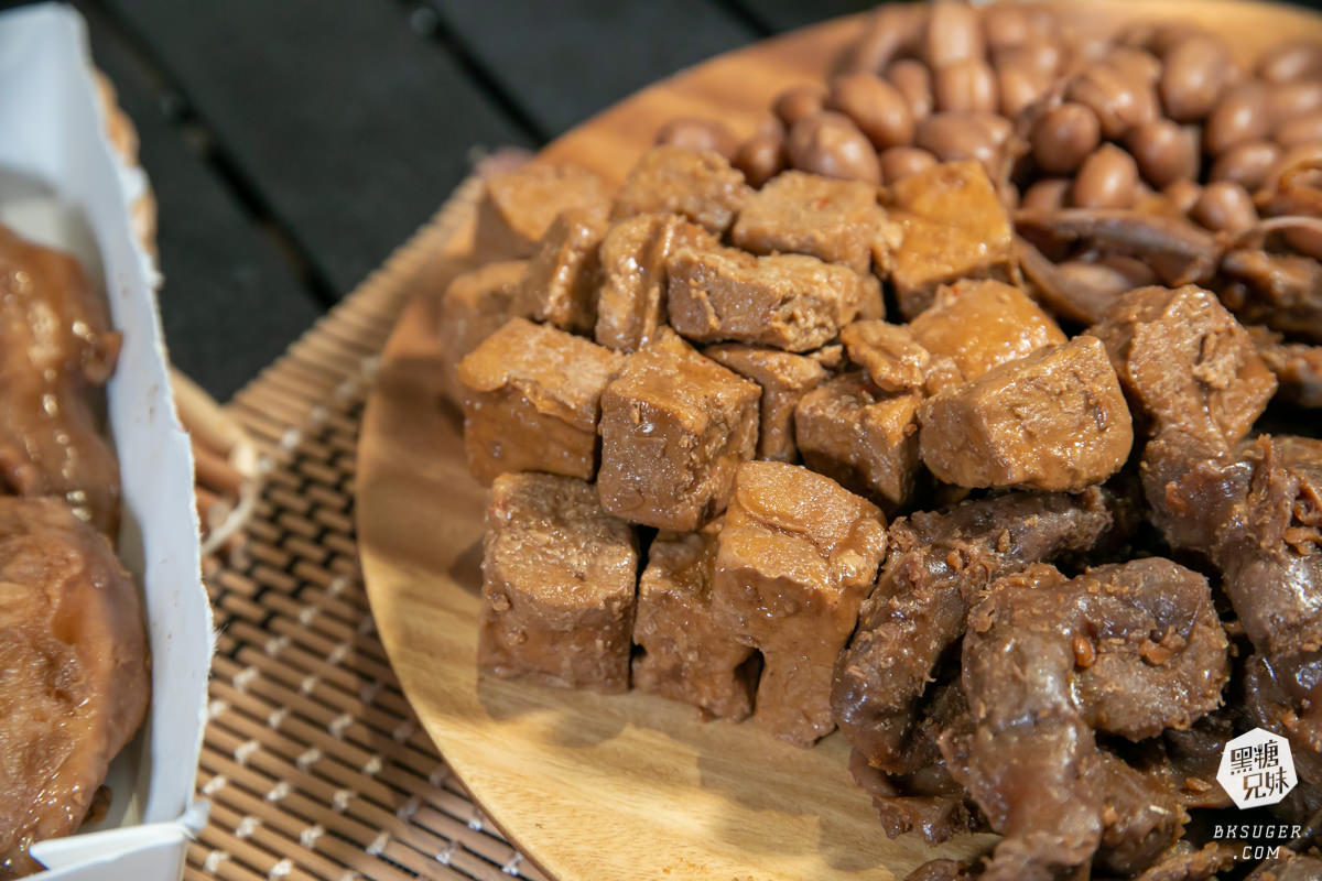 黑竹園雞腳凍|雞腳凍宅配新鮮到家追劇良伴|超級知名的中部口味-飽滿的雞爪&雞翅凍也超迷人 - 第23張圖 黑竹園雞腳凍|雞腳凍宅配新鮮到家追劇良伴|超級知名的中部口味-飽滿的雞爪&雞翅凍也超迷人