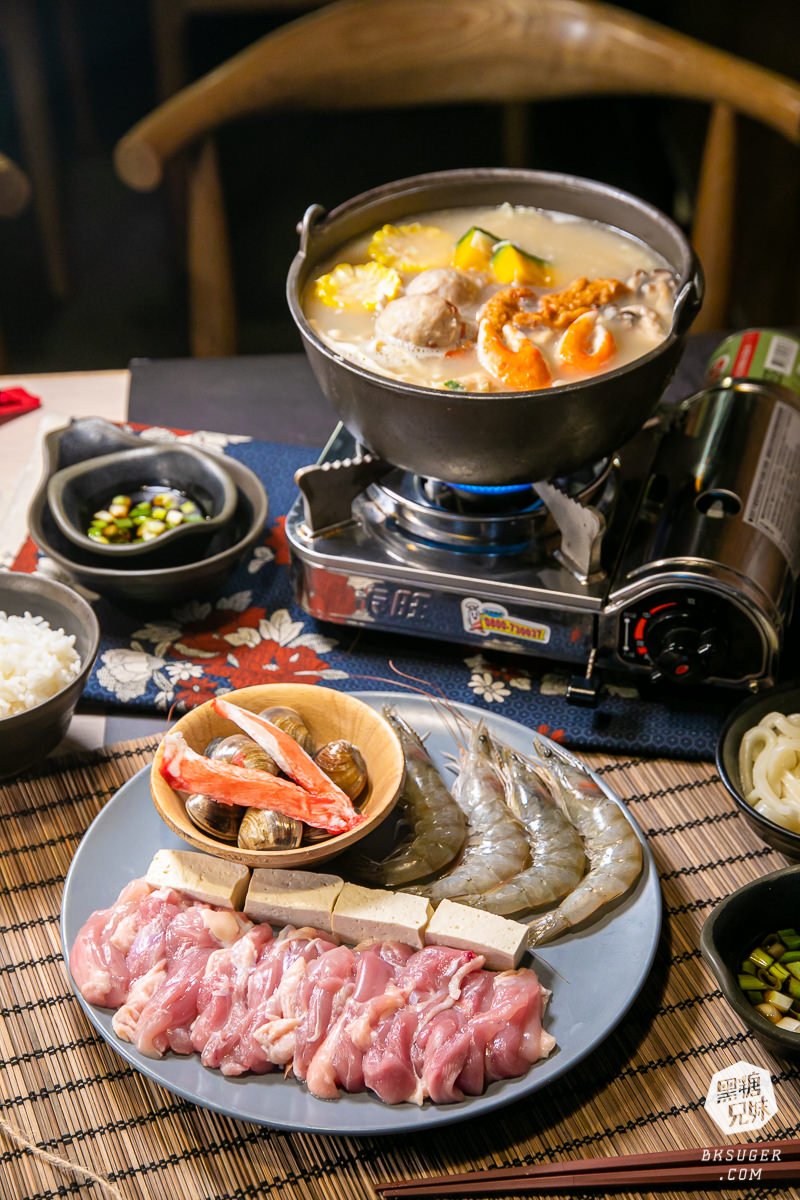 風見雞2023端午肉粽禮盒|干貝栗子雞肉粽禮盒|不油膩的風見雞讓粽子也能日式風|風見鷄 『鍋物 食堂』 - 第8張圖 風見雞2023端午肉粽禮盒|干貝栗子雞肉粽禮盒|不油膩的風見雞讓粽子也能日式風|風見鷄 『鍋物 食堂』