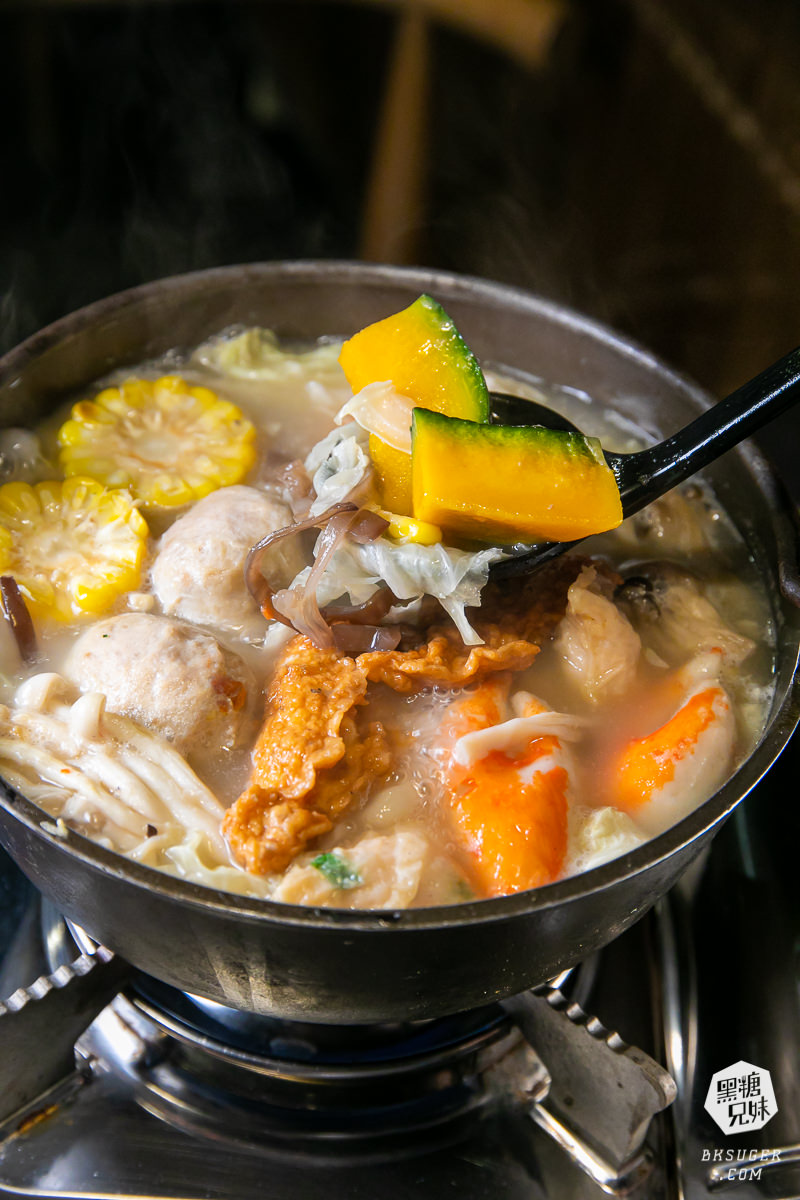 風見雞2023端午肉粽禮盒|干貝栗子雞肉粽禮盒|不油膩的風見雞讓粽子也能日式風|風見鷄 『鍋物 食堂』 - 第12張圖 風見雞2023端午肉粽禮盒|干貝栗子雞肉粽禮盒|不油膩的風見雞讓粽子也能日式風|風見鷄 『鍋物 食堂』