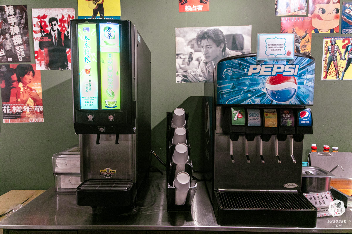 大港參貳牛排｜鹽埕區駁二超夯平價牛排店！台式口味多元的搭配變化、濃湯飲料醬料自己來！